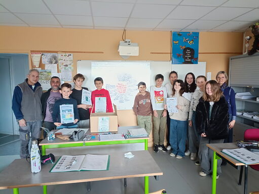 Remise de la collecte aux salariés de la Nouvelle fabrique